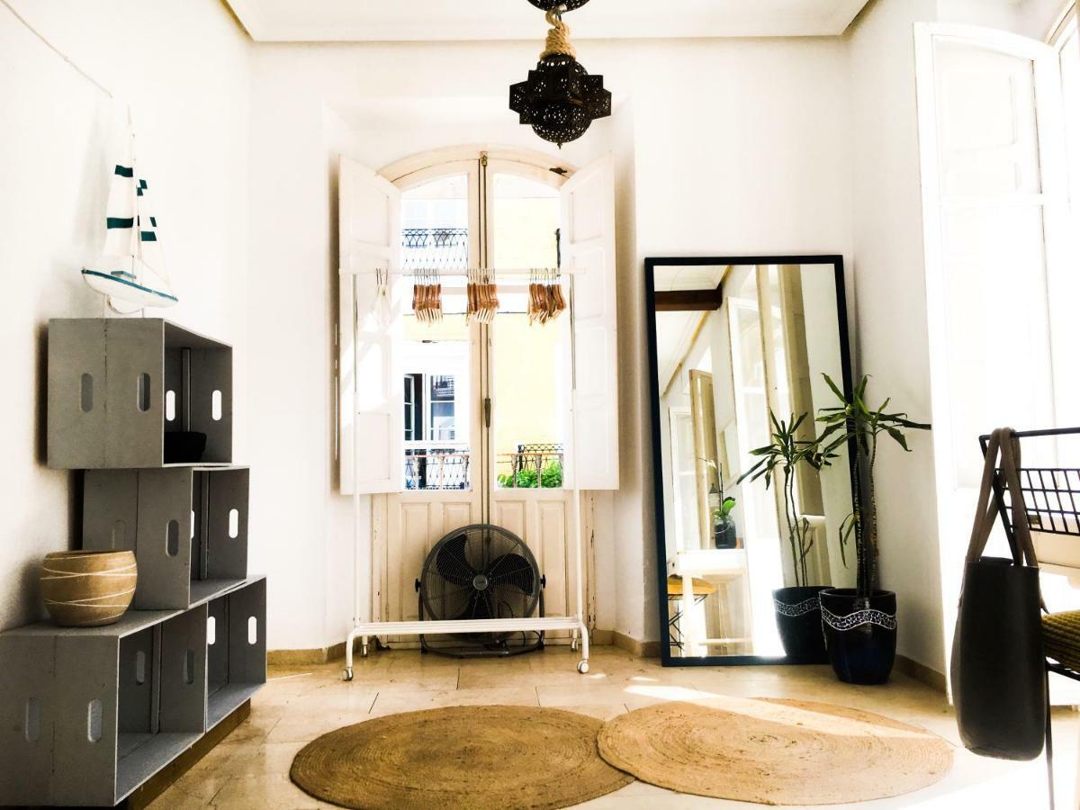 5 Balcones En Casco Antiguo De *